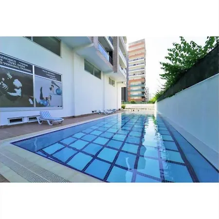 Comfortable 1+1 In A View In Mahmutlar Daire *