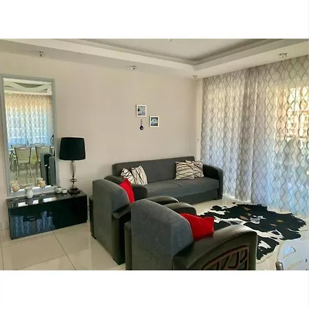 Comfortable 1+1 In A View In Mahmutlar Daire Alanya